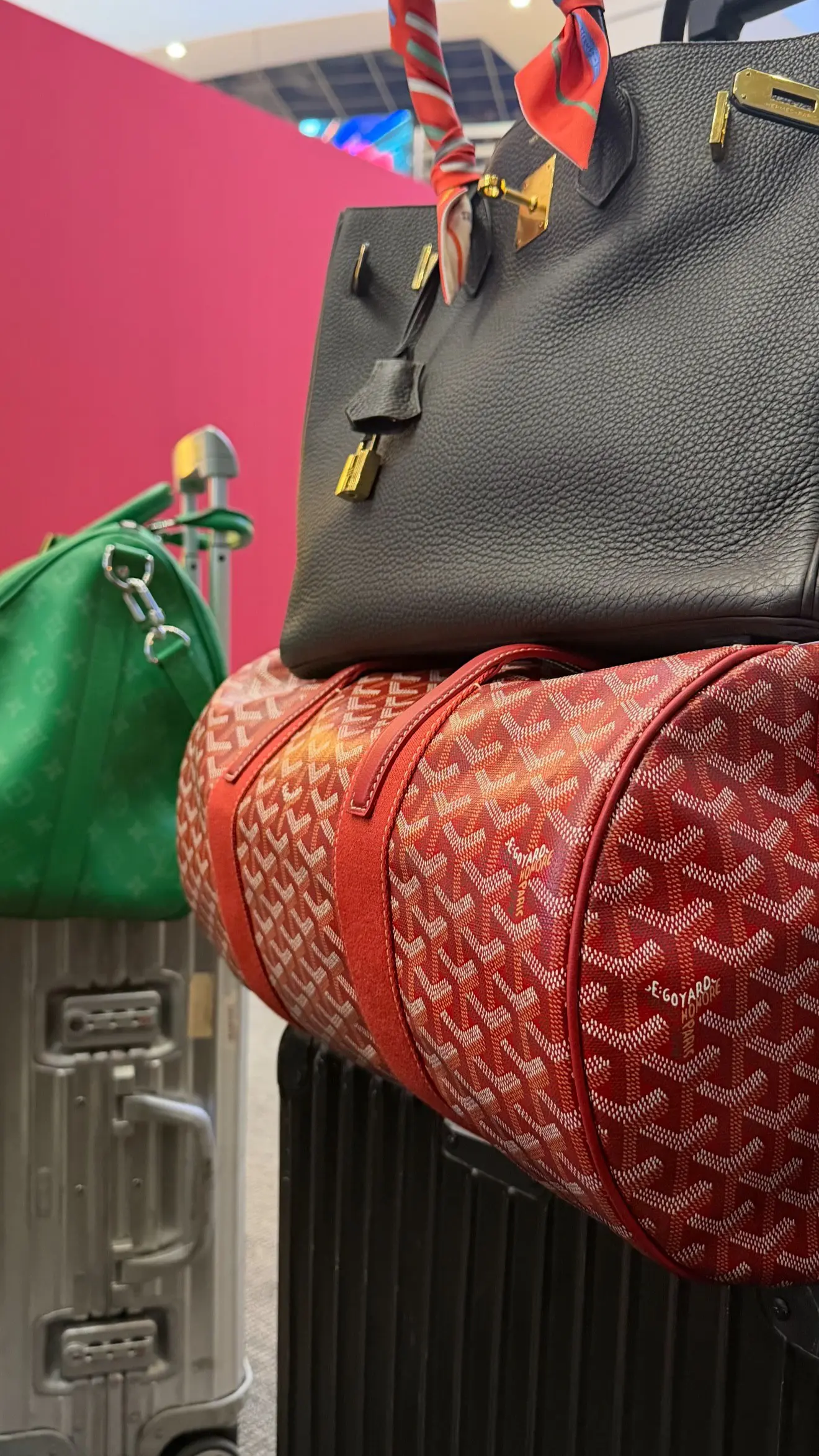 وسایل زن گلزار