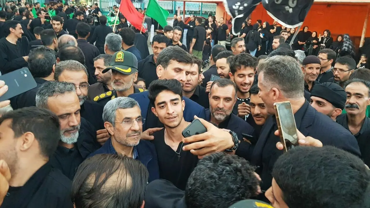 سلفی با احمدی نژاد