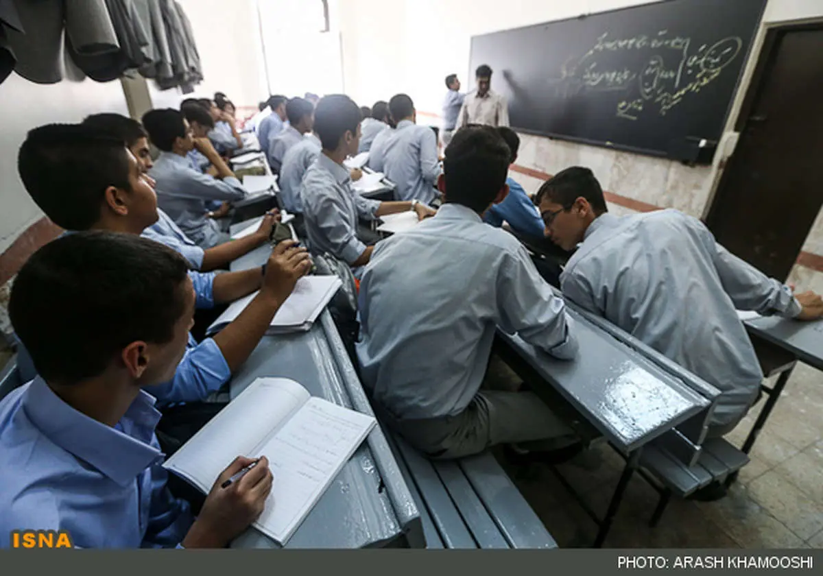  ۳ میلیون دانش‌ آموز در فضاهای پرخطر درس می‌خوانند
