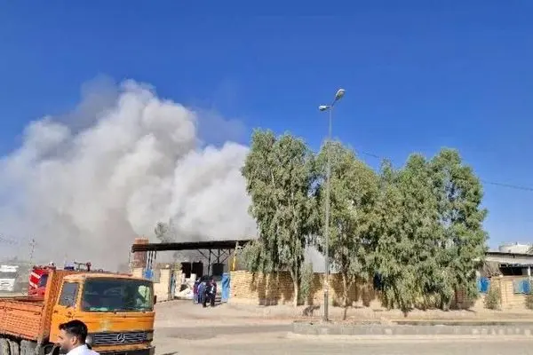 آتش مهیب در پالایش نفت ایوانکی مهار شد/ دو کارگر مصدوم شدند