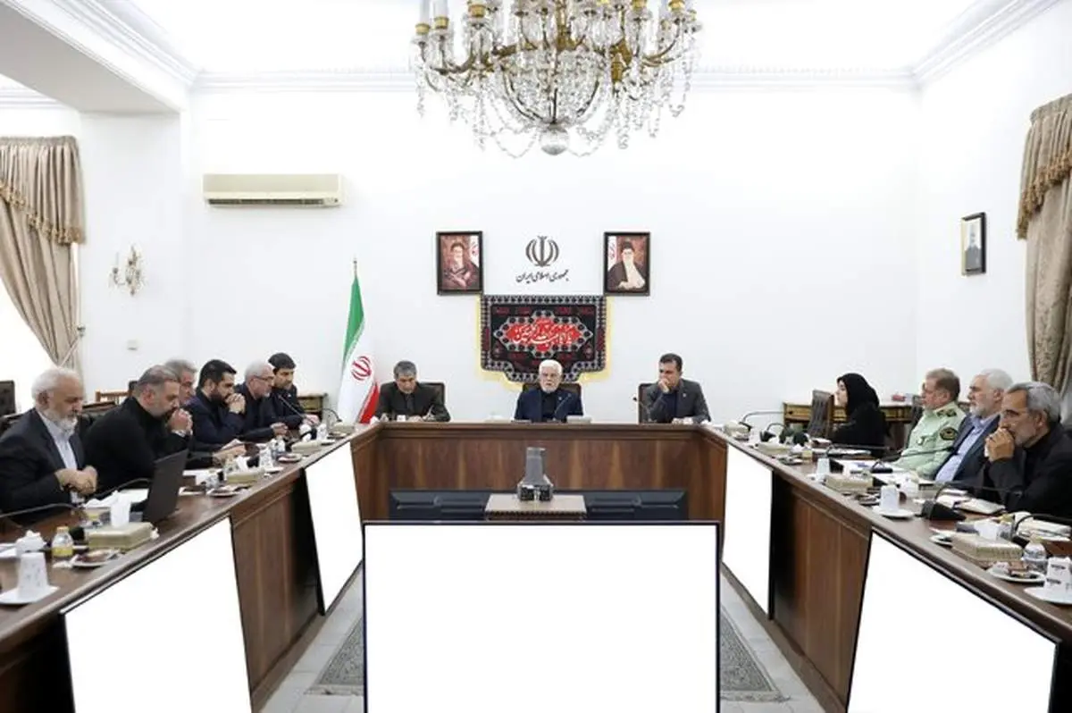 عارف:‌ عقب‌افتادگی کشور در زمینه علم و فناوری جبران شود