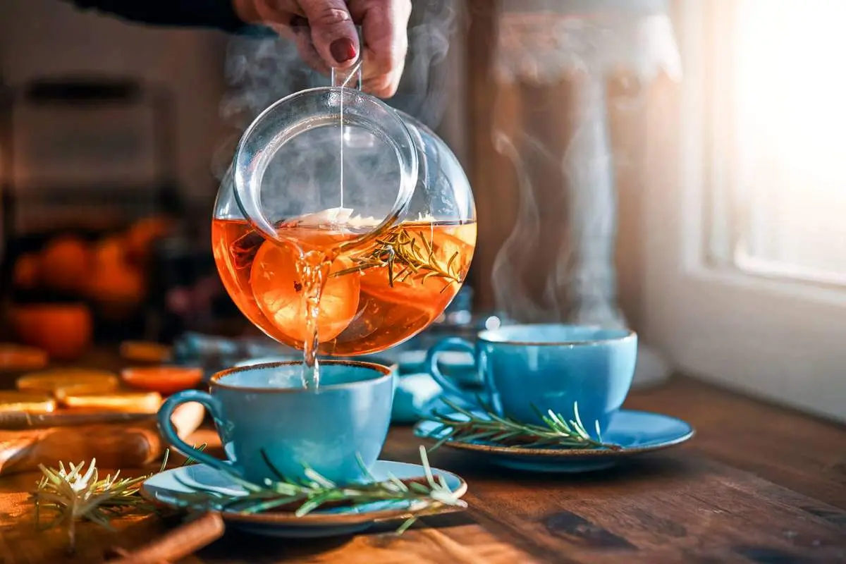 بالاخره چای بنوشیم یا آب؟