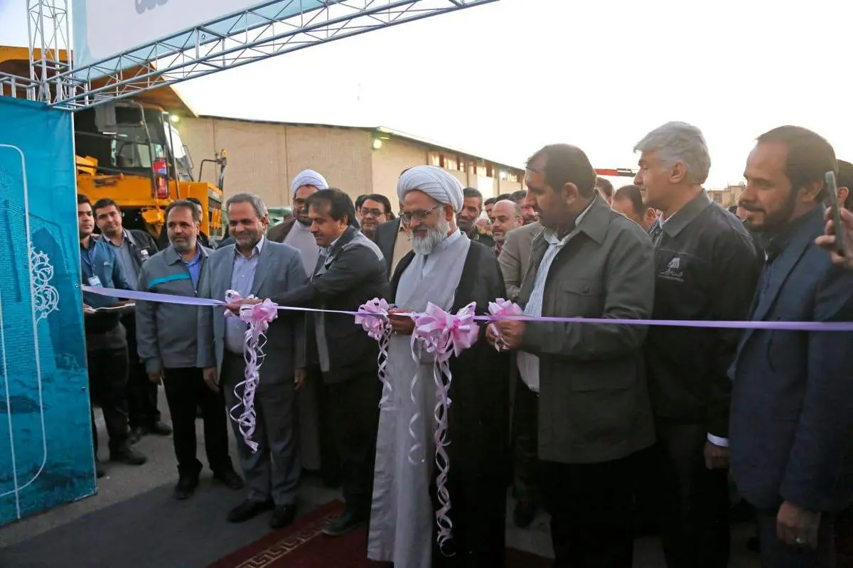 افتتاح سومین نمایشگاه کتاب گلگهر و نمایشگاه مسئولیتهای اجتماعی منطقه گلگهر