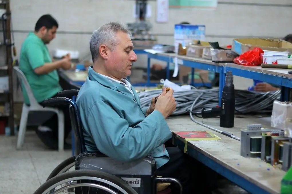 مصوبه افزایش سن بازنشستگی دامن معلولان را هم می گیرد
