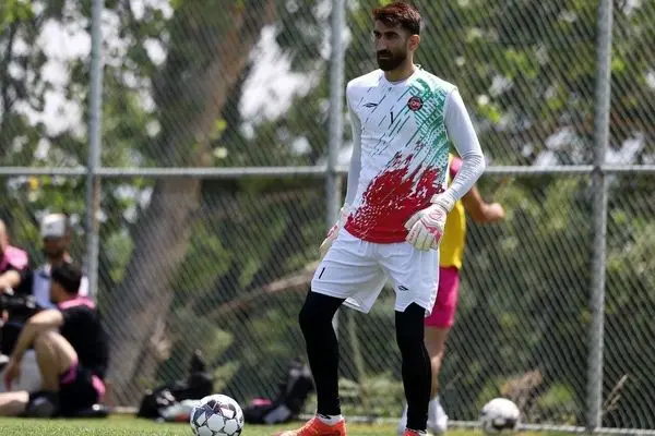 پشت پرده‌ی معامله بی سرانجام پرسپولیس و تراکتور
