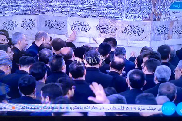 لحظه دفن رئیس‌جمهور در خانه ابدی کنار امام رئوف/ فیلم