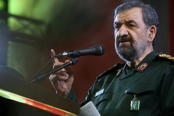 محسن رضایی: ۸۰ پهپاد صهیونیست‌ها را زدیم