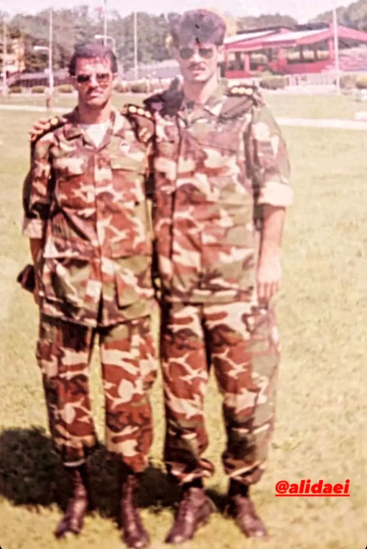 علی دایی را در این لباس ندیده اید!/ عکس