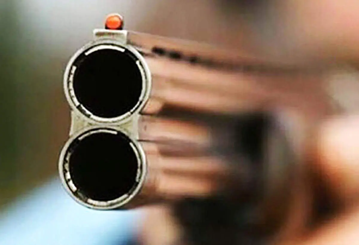 تیر باران خودرو مرد زابلی وسط خیابان / ماجرا چه بود؟