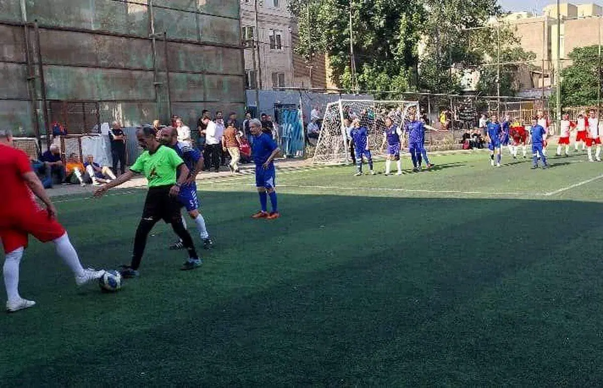 استقلال با سه گل پرسپولیس را حذف کرد