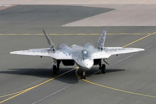 پرواز سوخو۵۷ در همسایگی ایران / اژدهای مسلح کرملین به میدان آمد