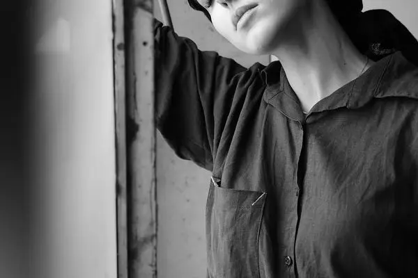 جدیدترین عکس‌های نگار نیکدل با ژستی متفاوت و هنری