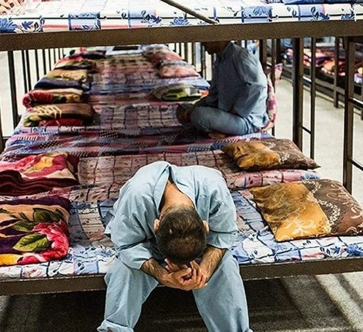 معتادان کمپ ترک اعتیاد بندرعباس فرار کردند!