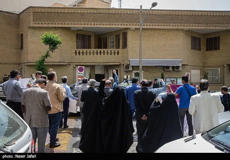 ببینید | اعتراض دانشجویان تهرانی به هتک حرمت قرآن کریم 