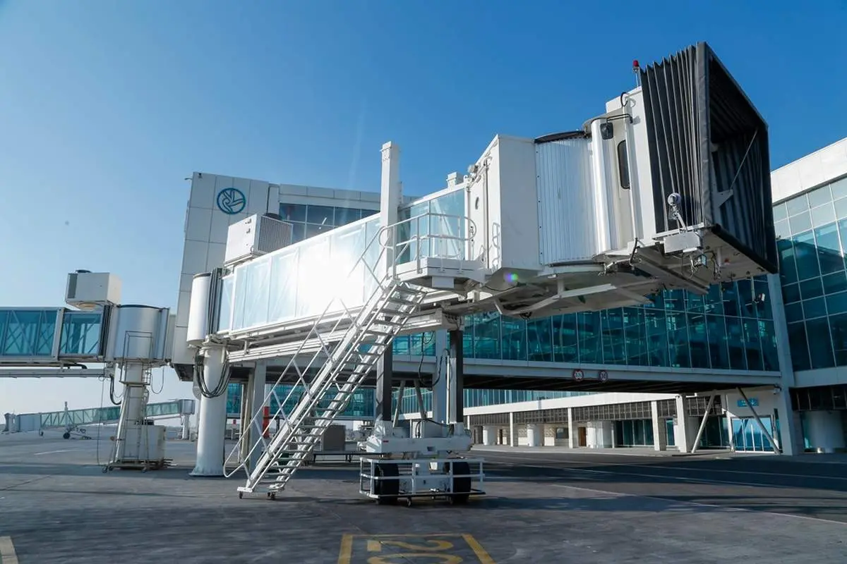 ۱۰ پل تلسکوپی فرودگاهی کیش با «بیمه حافظ» ایمن تر شد