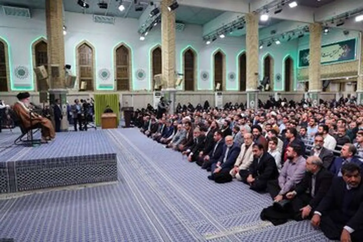 ببینید / تصاویر نخستین شب عزاداری در حسینیه امام خمینی