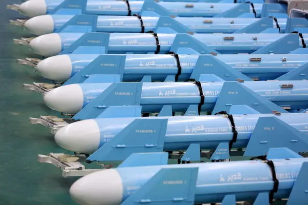 موشک بالستیک جدید سپاه چه ویژگی دارد؟ /ببینید