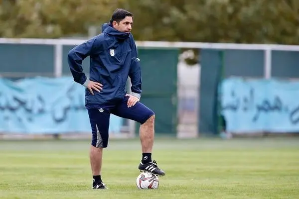  معارفه وحید هاشمیان در جمع پرسپولیسی‌ها/عکس
