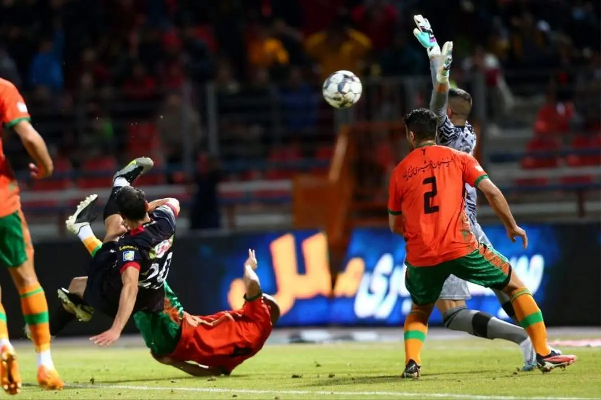 کارشناسی داوری صحنه های جنجالی بازی پرسپولیس