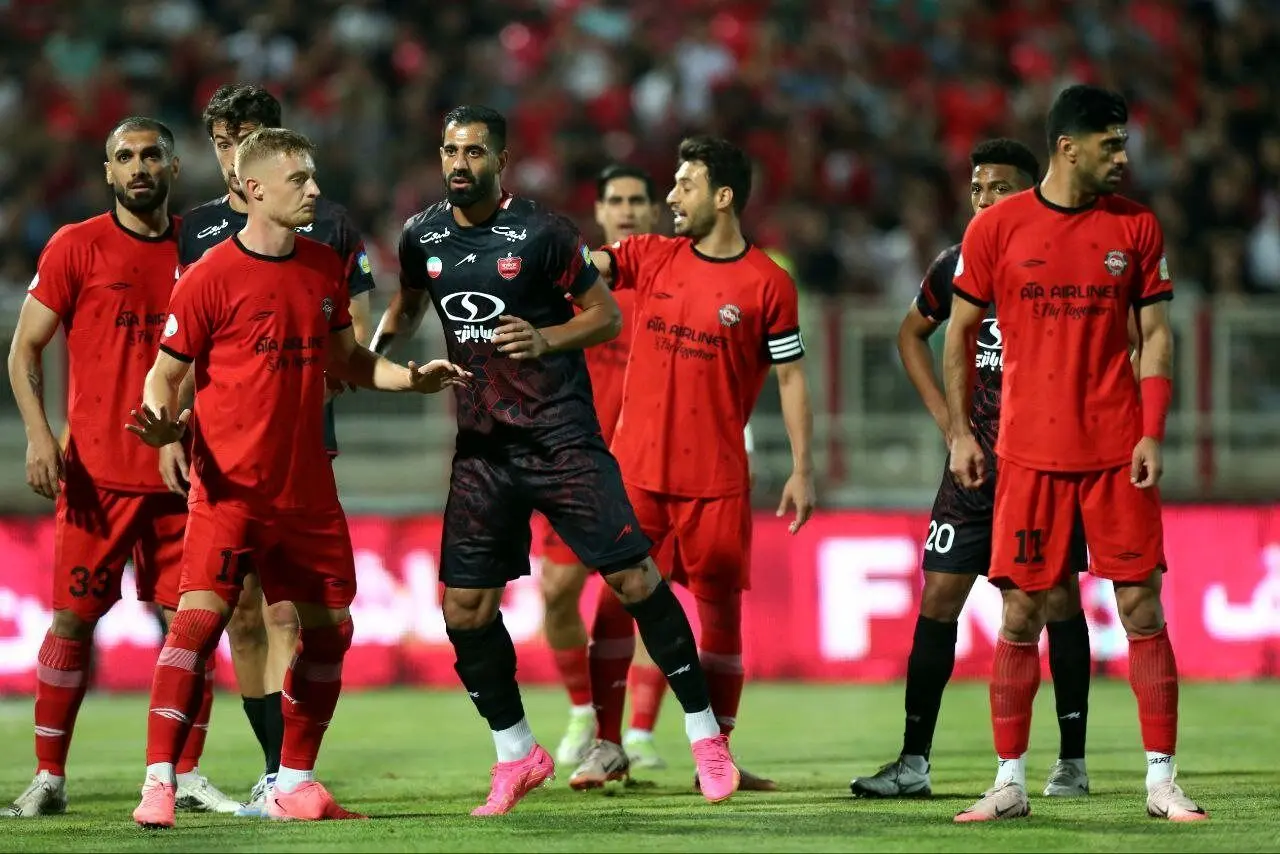 جریمه نقدی برای دو تیم پرسپولیس و تراکتور قطعی شد 