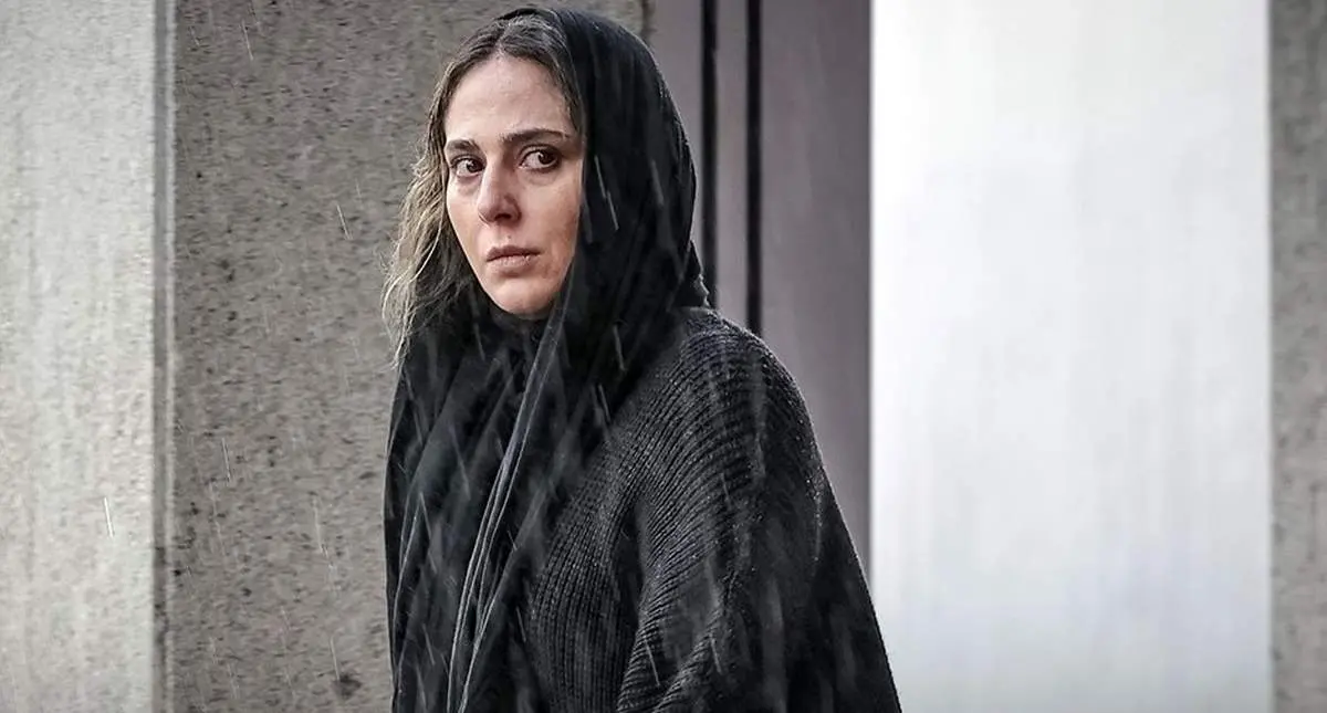 خبرهای دست اول رعنا آزادی ور از زخم کاری