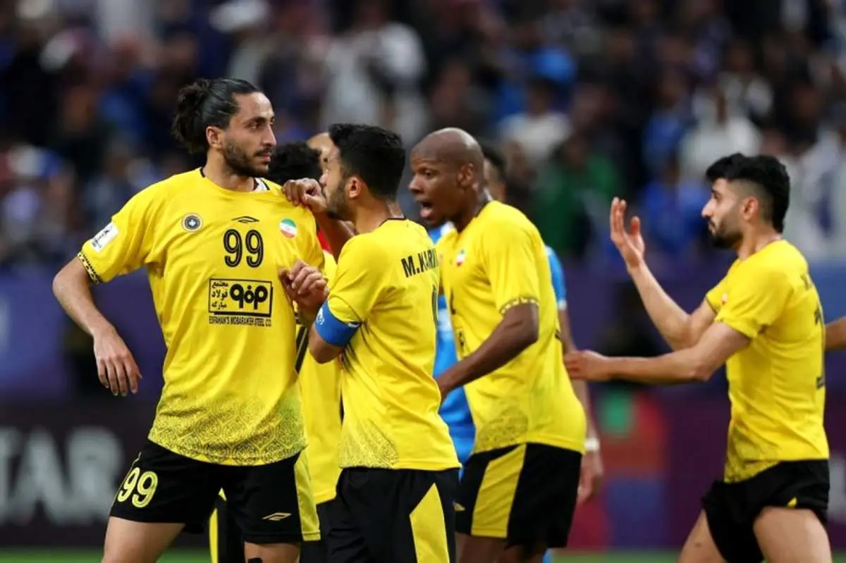 الهلال 3 - سپاهان 1، ترک حسرتبار آسیا با 10 نفر