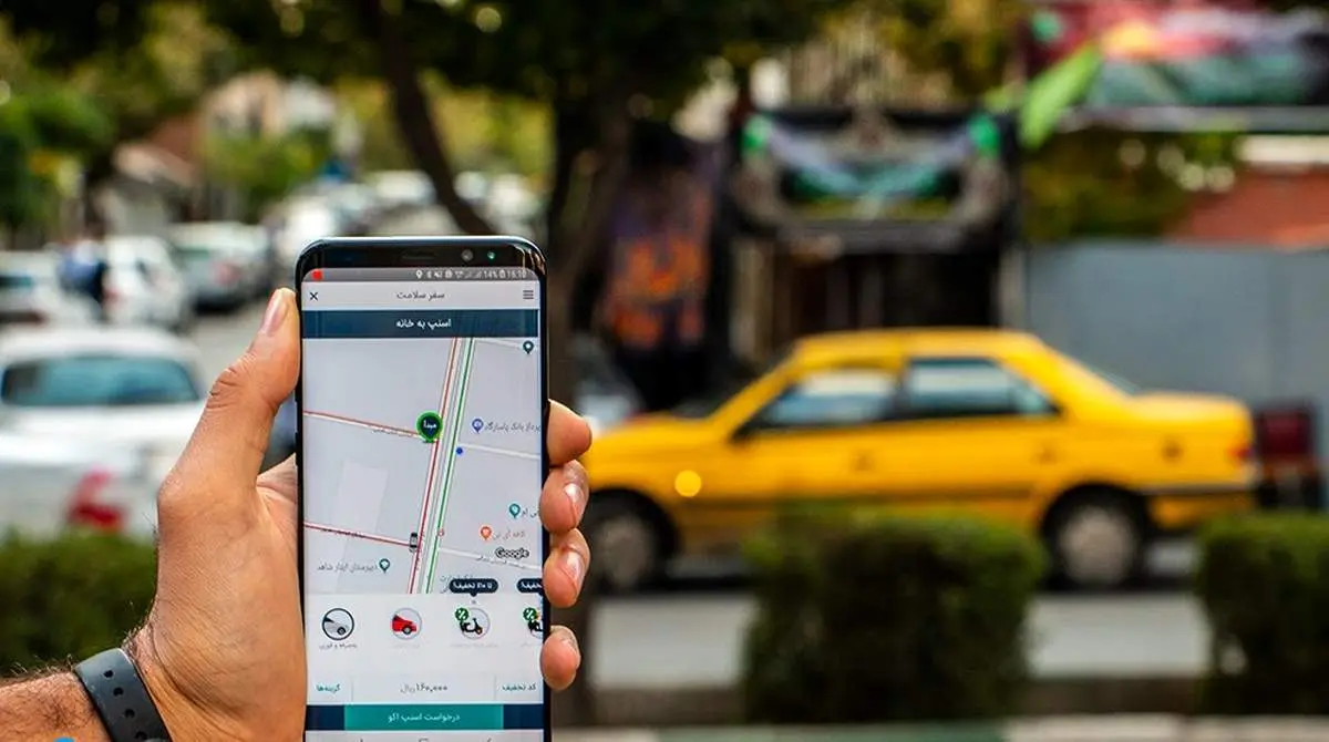 تاکسی های اینترنتی نیاز به مجوز شهرداری ندارند!
