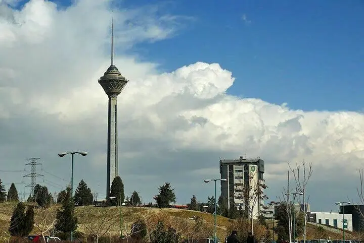  دمای هوای تهران از جمعه کاهش پیدا می‌کند