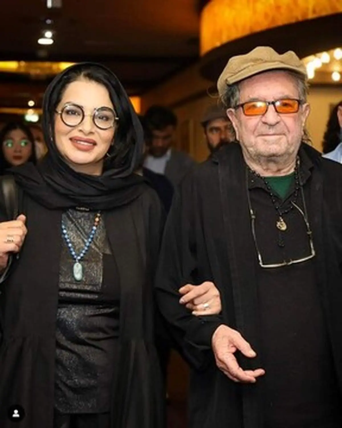 گزارش پزشکی قانونی درباره قتل داریوش مهرجویی و  همسرش