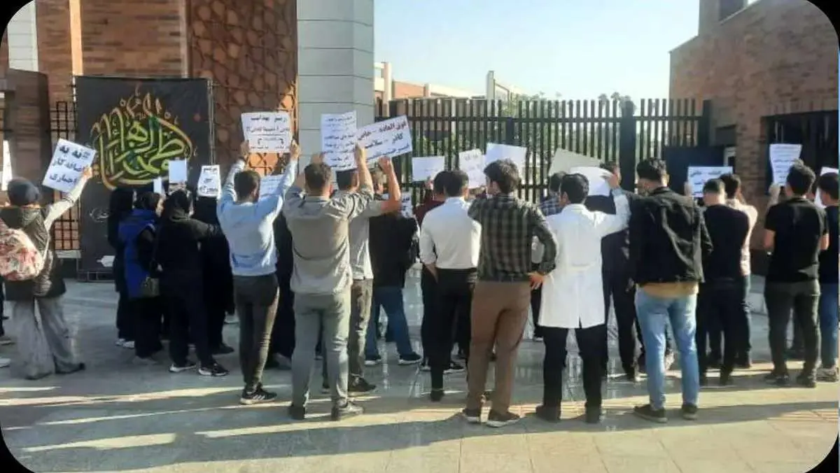 تجمع پرستاران اهواز ی با مطالبه پرداخت حقوق قانونی