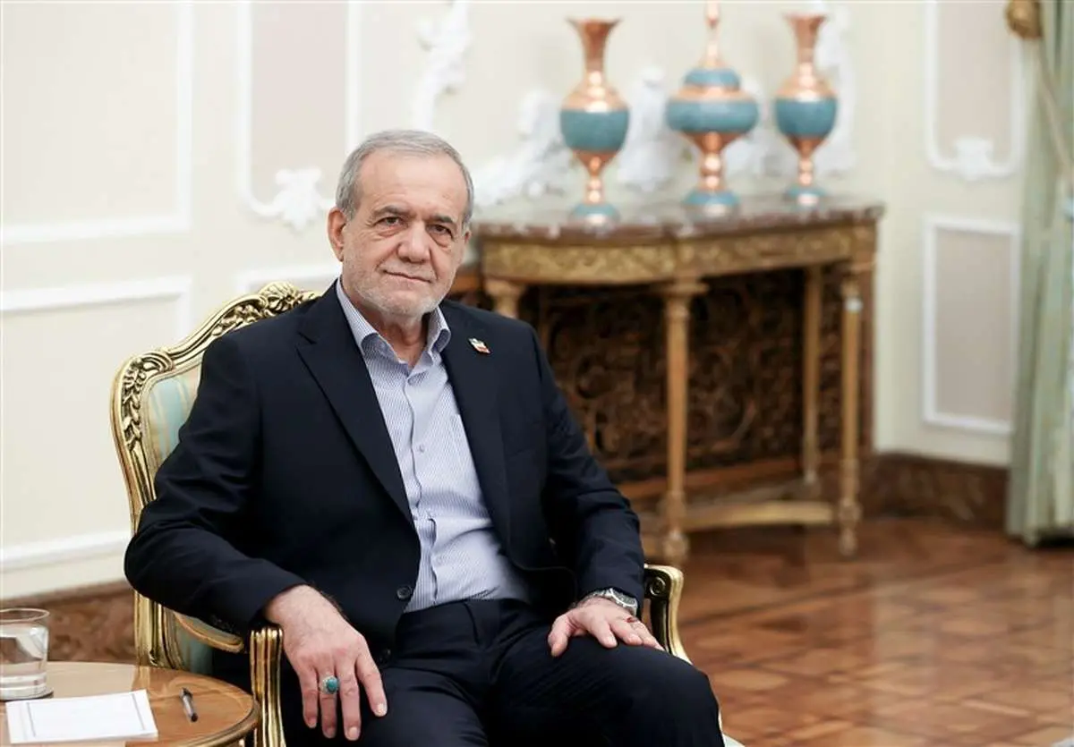 پزشکیان: آماده مذاکره با آمریکا هستیم
