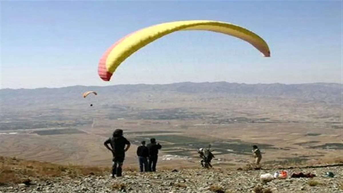 بانوی 40 ساله پاراگلایدر سوار سقوط کرد