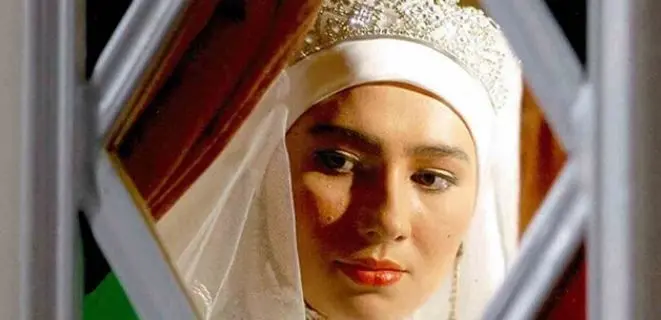 لیلی بازیگر تاجیکستانی  در چشم باد  با دستپختش سوژه شد/  عکس