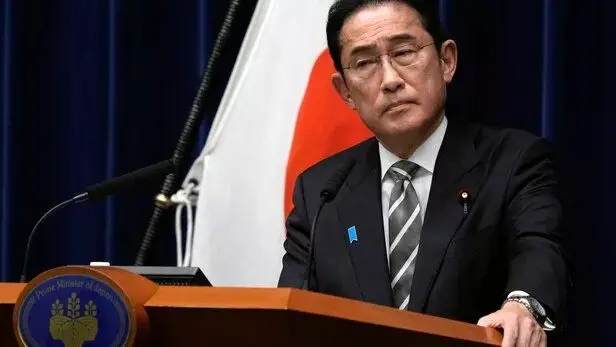 
استعفای همزمان چهار وزیر ژاپنی در پی رسوایی مالی