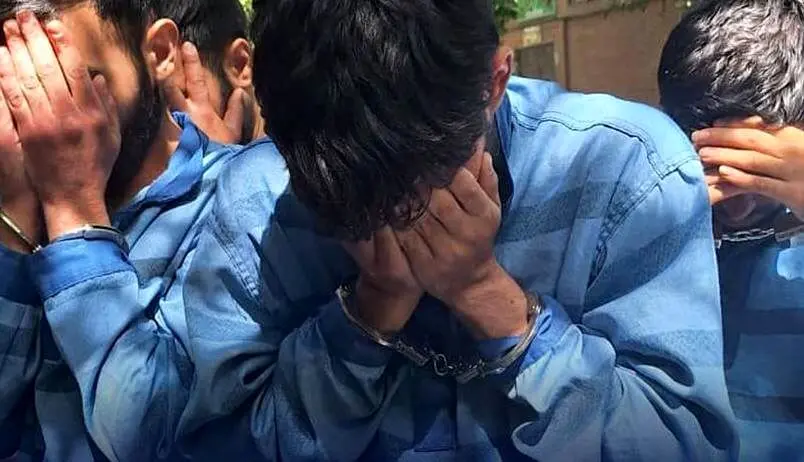 دستگیری فوری عوامل توهین به تصاویر شهدا