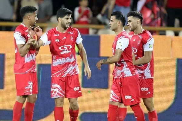 قرارداد این ستاره جنجالی با پرسپولیس ۲ ساله تمدید شد
