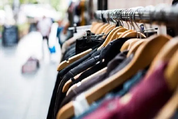 جولان پوشاک قاچاق در بازار