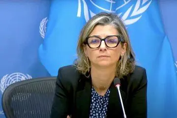 ظریف: جایزه صلح نوبل را به «فرانچسکا آلبانیز» بدهید 