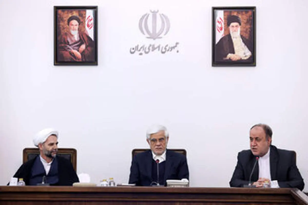 عارف: در انتخابات گذشته ۵۰ درصد مردم آگاهانه پای صندوقهای رای نیامدند