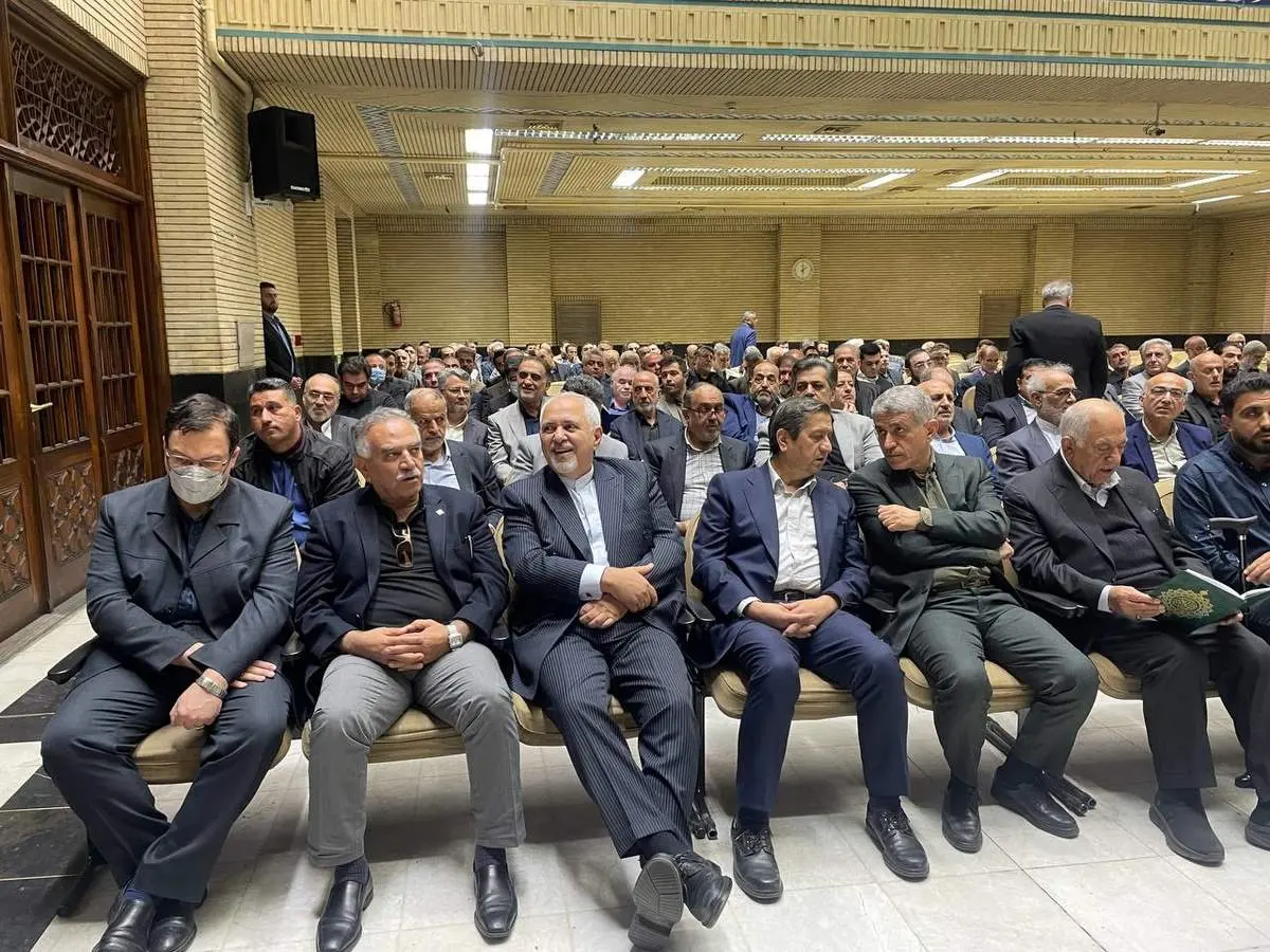 چهره‌های مطرح سیاسی در مراسم ختم برادر وحید حقانیان