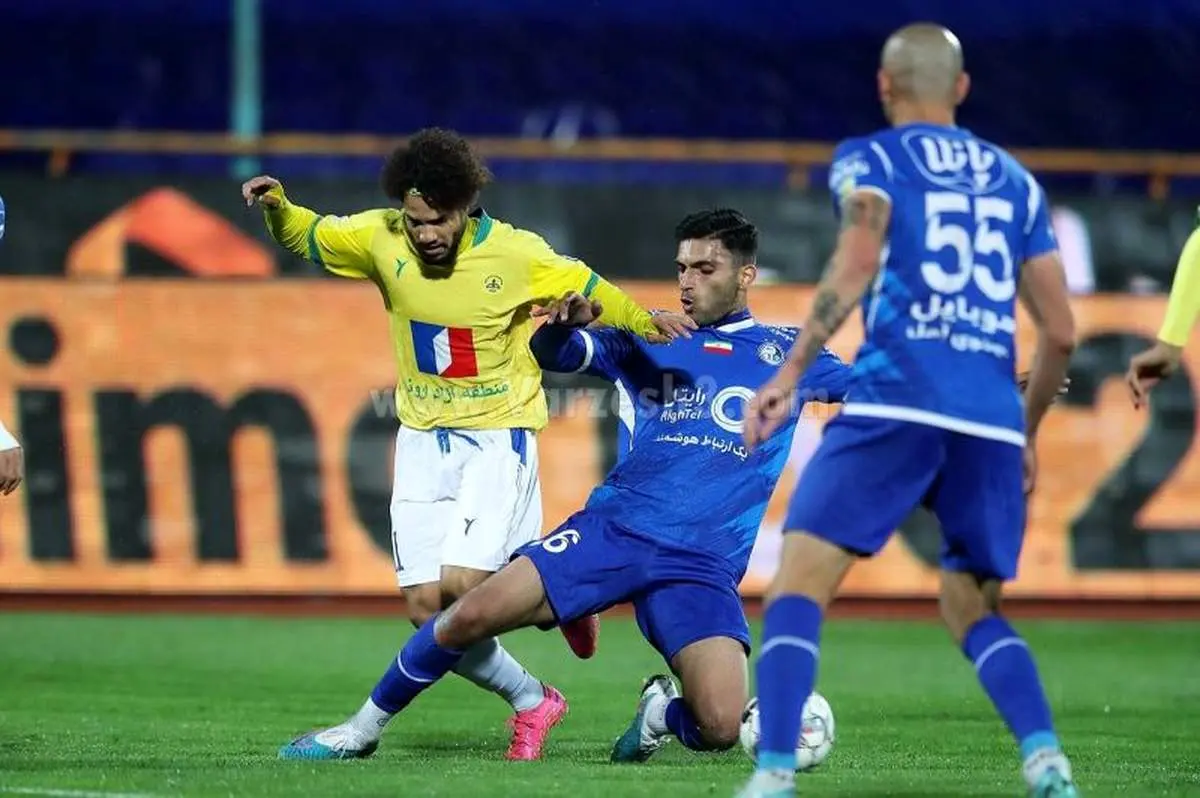 گلایههای حامدی فر، هافبک استقلال: نه خانه دارم نه وعده غذایی!