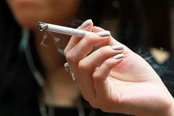 سودفروش غیرقانونی سیگار در جیب فروشگاه‌های اینترنتی