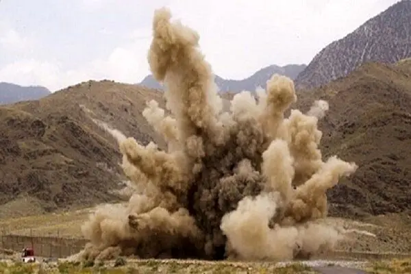 انفجار مین در مرز ایران/ عکس
