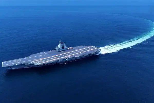 پرواز هواگردهای KJ-600 ،J-35 و J15 