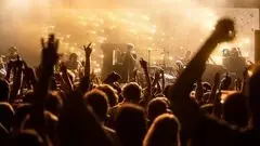 درخواست ۵خواننده‌ سرشناس لس‌آنجلسی؛‌ بگذارید برگردیم ایران/ اسامی