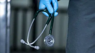 نماینده سابق مجلس خبر داد: مهاجرت سالانه ۱۰ هزار کادر پزشکی از کشور