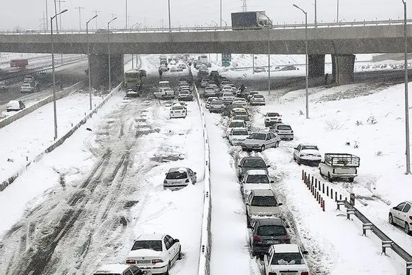 بارش شدید برف دوشنبه تا چهارشنبه در این مناطق/ مه گرفتگی و لغزندگی جاده ها