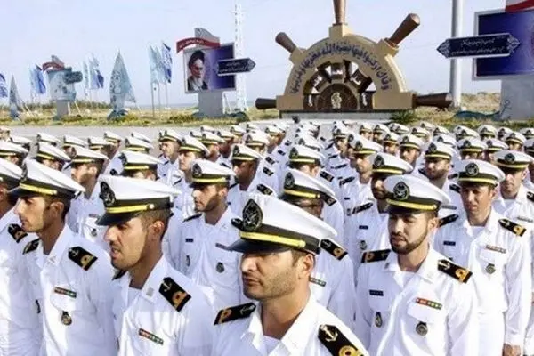 رونمایی از نشان جدید نیروی دریایی ارتش/عکس
