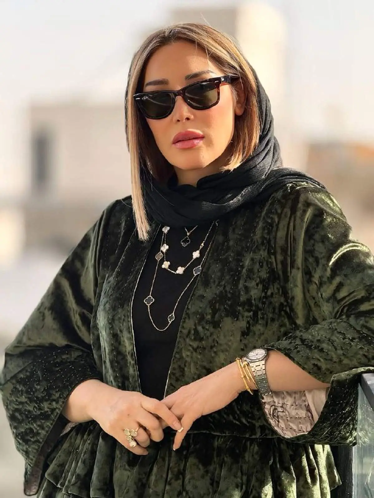 استایل شیک  و جذاب سارا منجزی‌پور در کنسرت خواننده مشهور/عکس