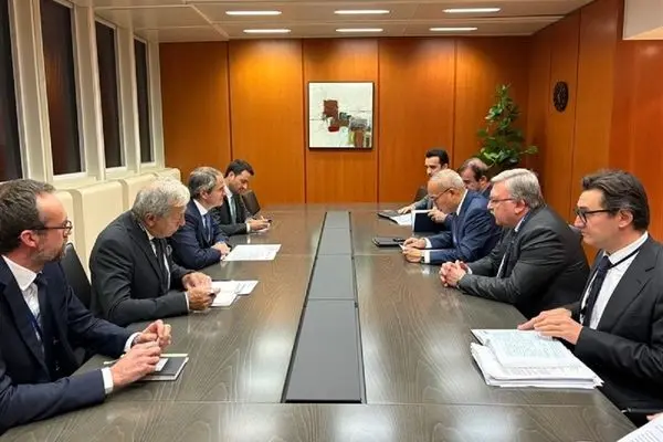 میخائیل اولیانوف: ایران، روسیه و چین بازیگران اصلی برنامه هسته‌ای ایران هستند